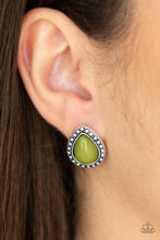 Load image into Gallery viewer, Boldly Beaded (Green) Paparazzi Accessories