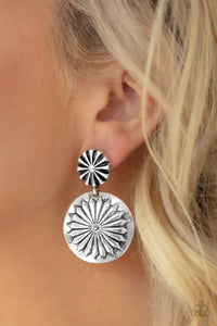 Fierce Florals (Silver) Paparazzi Accessories